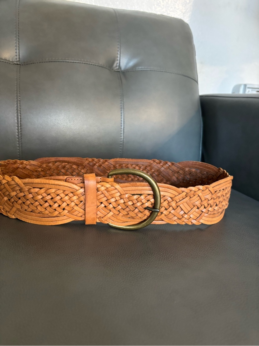 Banana Republic Woven Braided Leather Belt Tan Brass-tone Buckle - Picture 3 of 9